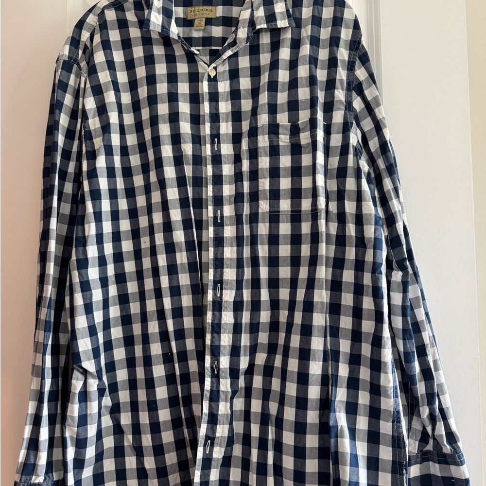 Sonoma Navy and White Plaid Button Down Shirt Size XL